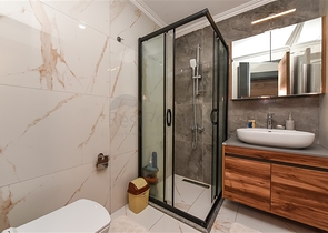 Moderne 2+1-Wohnung im Stadtteil Oba