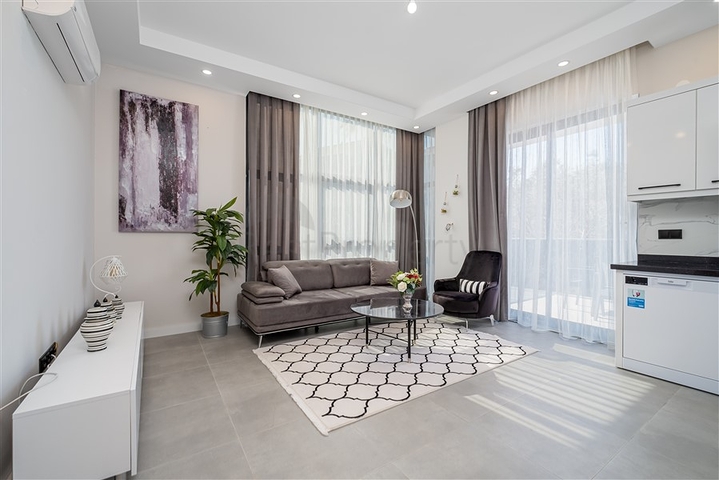 Möblierte Dreizimmerwohnung im Stadtteil Kargicak