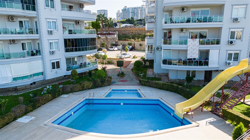 Geräumige 2+1-Wohnung im malerischen Teil des Bezirks Mahmutlar