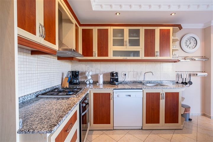 Geräumige 2+1-Wohnung im malerischen Teil des Bezirks Mahmutlar