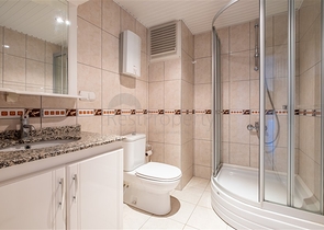 Geräumige 2+1-Wohnung im malerischen Teil des Bezirks Mahmutlar