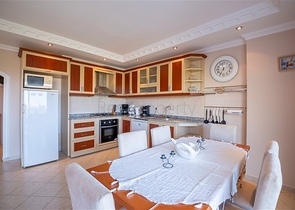 Geräumige 2+1-Wohnung im malerischen Teil des Bezirks Mahmutlar