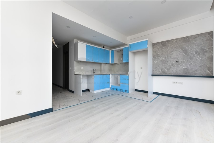 Neue 2+1 Wohnung in der grünen Gegend von Avsallar