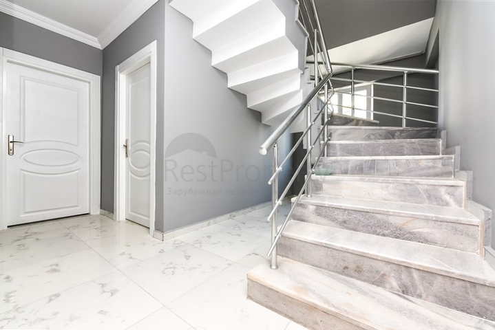 Geräumiges 3+1 Penthouse in Mahmutlar