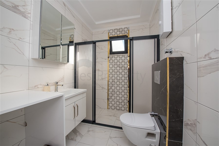 Helle möblierte Wohnung zu Fuß vom Meer entfernt