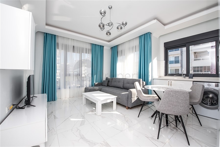 Helle möblierte Wohnung zu Fuß vom Meer entfernt