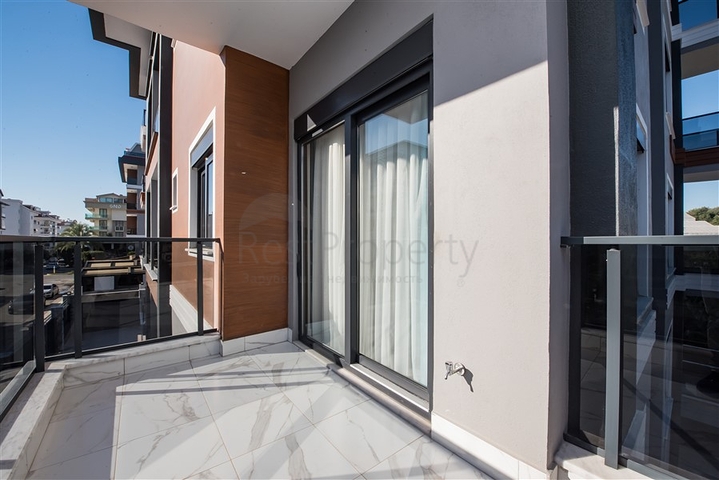 Helle möblierte Wohnung zu Fuß vom Meer entfernt