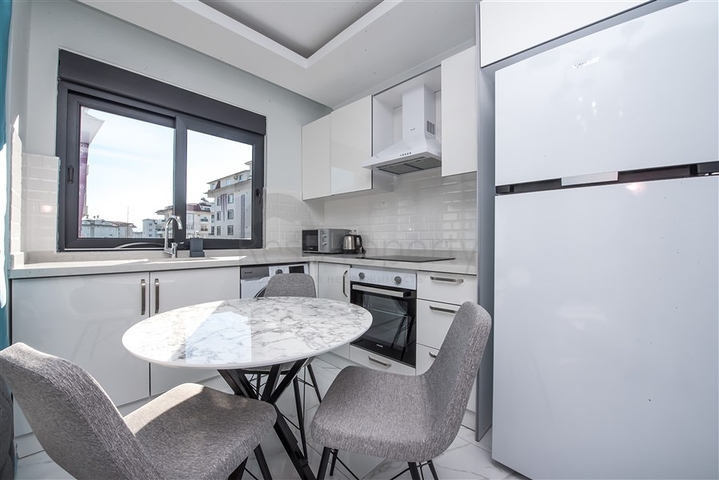 Helle möblierte Wohnung zu Fuß vom Meer entfernt