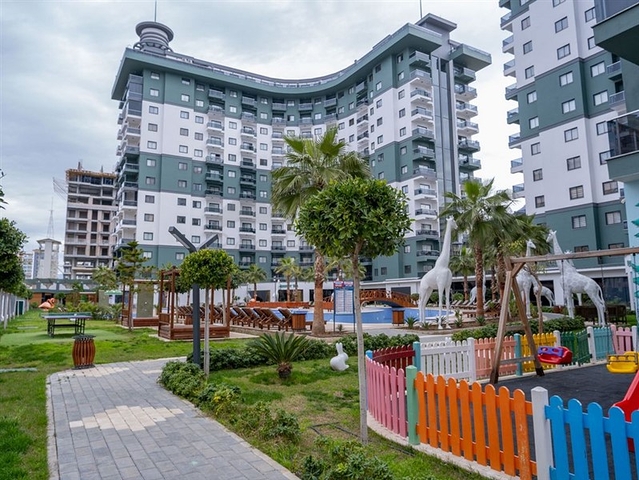 1+1 Wohnung in einer beliebten Wohnanlage im Stadtteil Mahmutlar