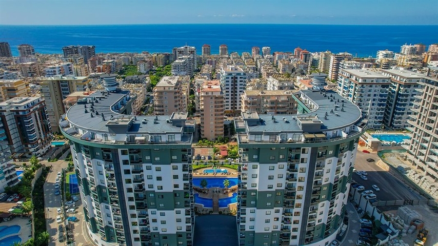 1+1 Wohnung in einer beliebten Wohnanlage im Stadtteil Mahmutlar
