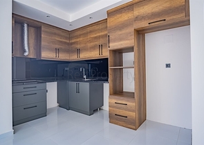 1+1 Wohnung in einer beliebten Wohnanlage im Stadtteil Mahmutlar