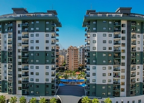 1+1 Wohnung in einer beliebten Wohnanlage im Stadtteil Mahmutlar