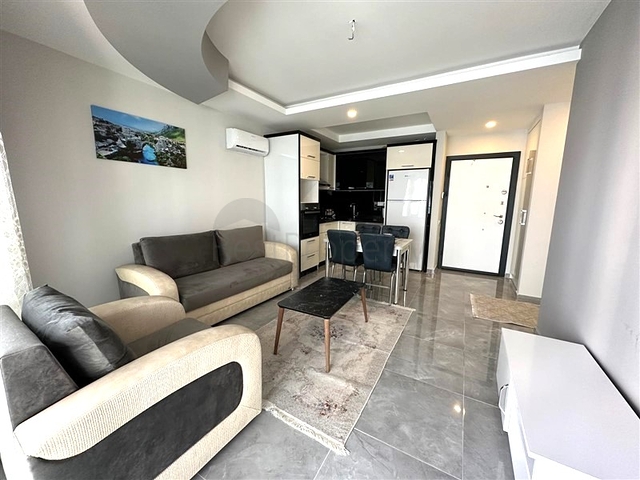 1+1 Wohnung zu Fuß vom Meer entfernt 