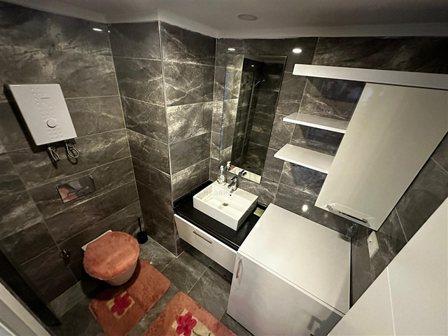 1+1 Wohnung zu Fuß vom Meer entfernt 