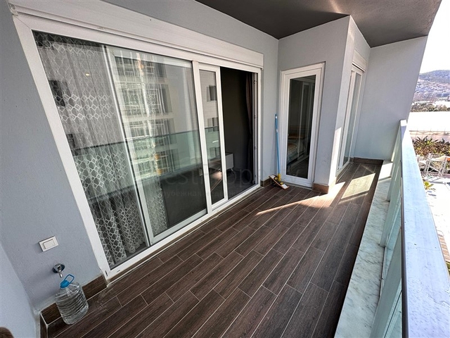 1+1 Wohnung zu Fuß vom Meer entfernt 