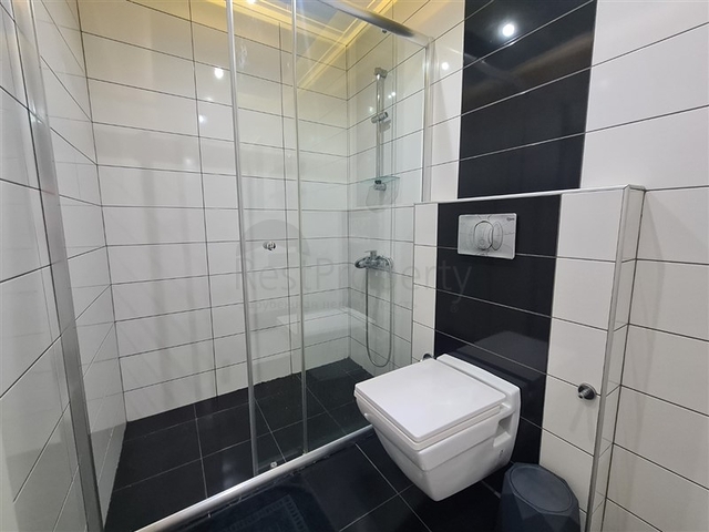 Geräumige 3+1-Wohnung im Stadtteil Dschikkilli