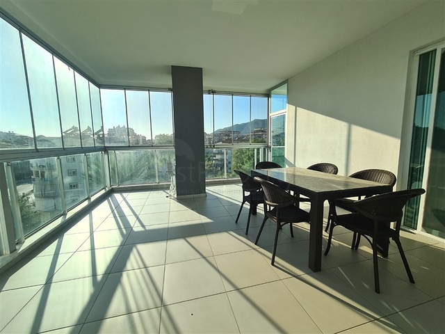 Geräumige 3+1-Wohnung im Stadtteil Dschikkilli