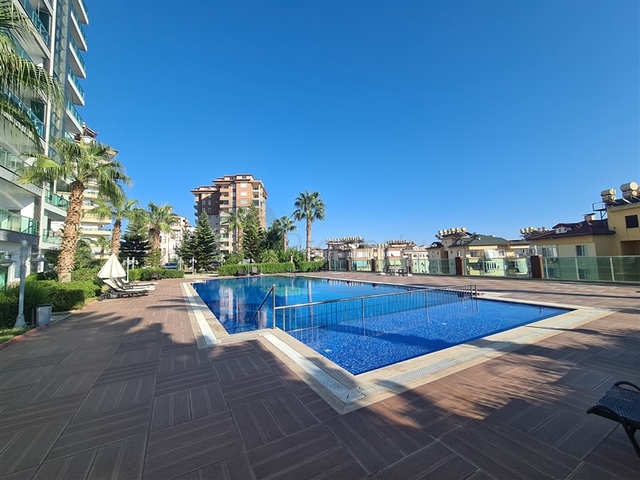 Geräumige 3+1-Wohnung im Stadtteil Dschikkilli