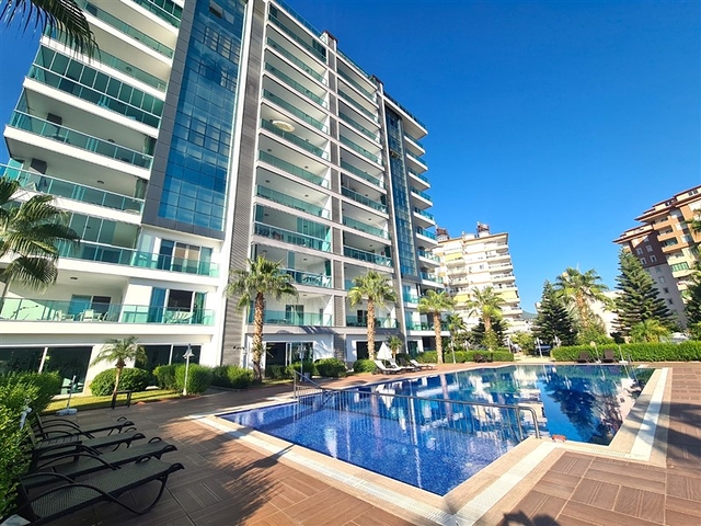 Geräumige 3+1-Wohnung im Stadtteil Dschikkilli