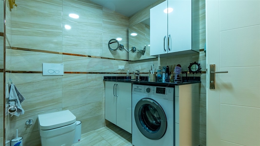 Penthouse 2+1 in der Nähe von Kleopatra Beach