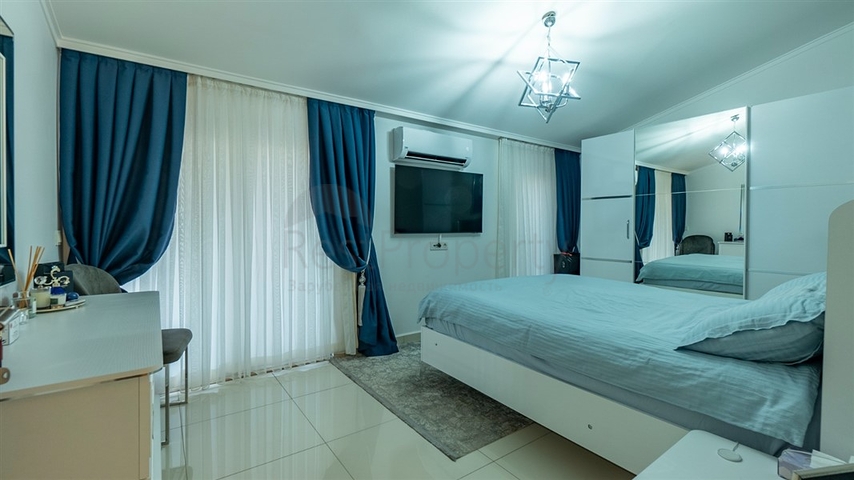 Penthouse 2+1 in der Nähe von Kleopatra Beach