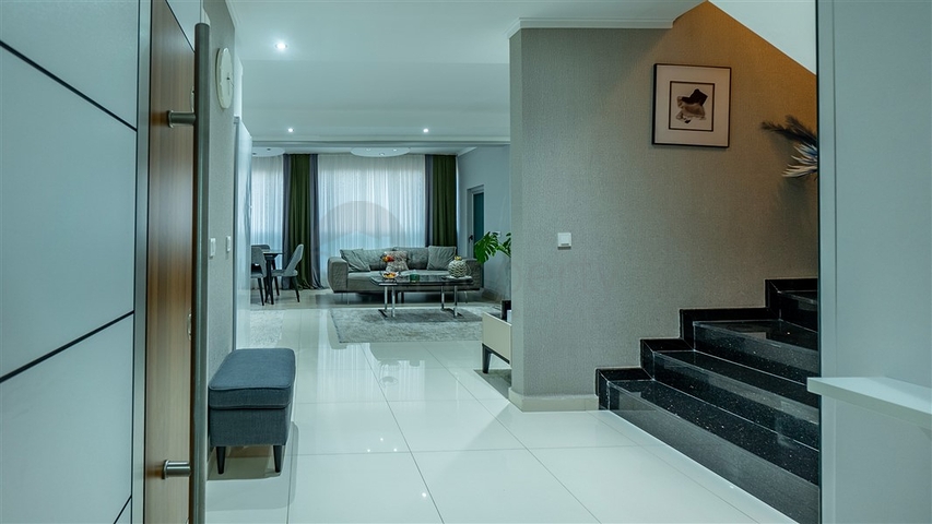 Penthouse 2+1 in der Nähe von Kleopatra Beach