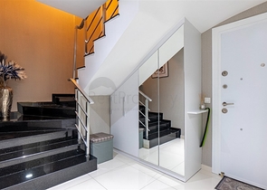 Penthouse 2+1 in der Nähe von Kleopatra Beach