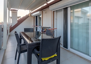 Penthouse 2+1 in der Nähe von Kleopatra Beach