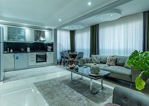 Penthouse 2+1 in der Nähe von Kleopatra Beach