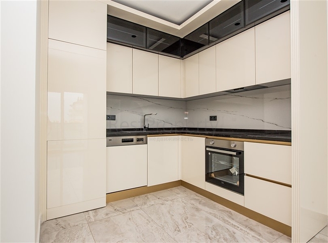 Zweizimmerwohnung im neuen Komplex des Zentrums von Alanya