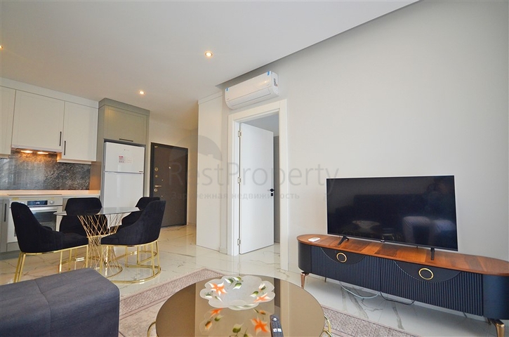 Zweizimmerwohnung in einer malerischen Gegend von Alanya und zu Fuß zum Meer