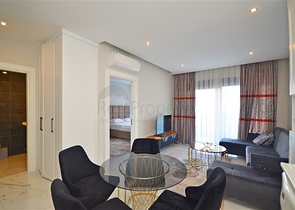 Zweizimmerwohnung in einer malerischen Gegend von Alanya und zu Fuß zum Meer