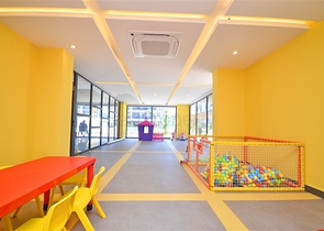 Zweizimmerwohnung in einer malerischen Gegend von Alanya und zu Fuß zum Meer