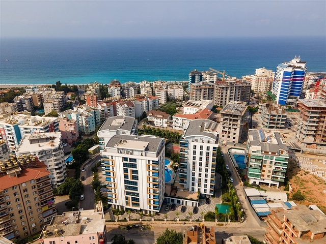 3+1 Wohnung mit Meerblick in Tosmur