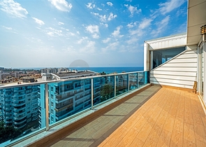 3+1 Wohnung mit Meerblick in Tosmur