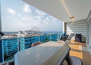 3+1 Wohnung mit Meerblick in Tosmur