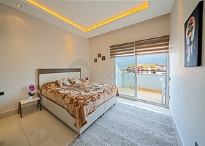 3+1 Wohnung mit Meerblick in Tosmur