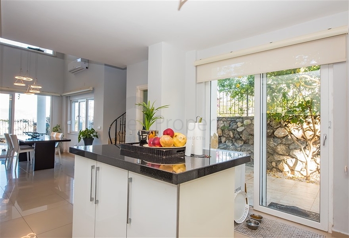 Alles neu - 3+1 Villa für einen ruhigen Aufenthalt und Urlaub in Kargicak/Alanya