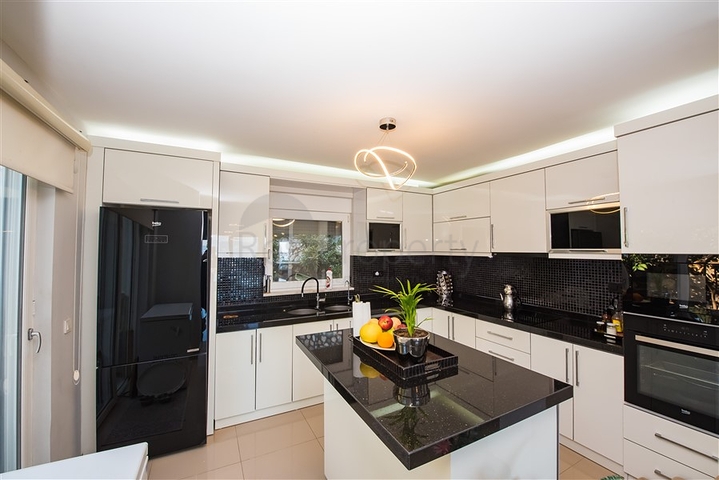 Alles neu - 3+1 Villa für einen ruhigen Aufenthalt und Urlaub in Kargicak/Alanya