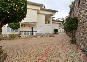 Alles neu - 3+1 Villa für einen ruhigen Aufenthalt und Urlaub in Kargicak/Alanya