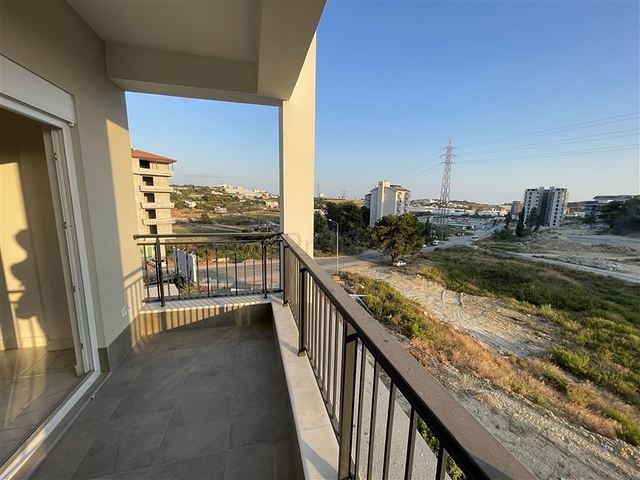 1+1 Wohnung in einem der besten Komplexe von Avsallar