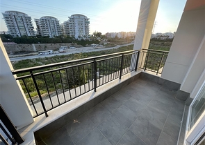 1+1 Wohnung in einem der besten Komplexe von Avsallar