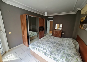 Geräumige, helle Dreizimmerwohnung mit zwei Balkonen