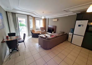 Geräumige, helle Dreizimmerwohnung mit zwei Balkonen