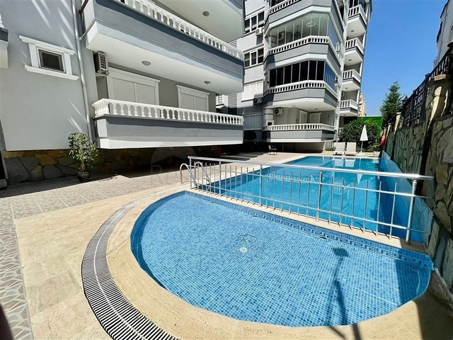 Penthouse 3+1 mit der Möglichkeit einer Aufenthaltserlaubnis