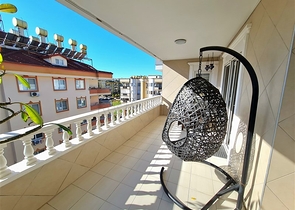 Penthouse 3+1 mit der Möglichkeit einer Aufenthaltserlaubnis