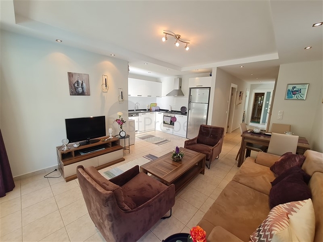 Gemütliche 2+1-Wohnung mit Möbeln im Stadtteil Oba