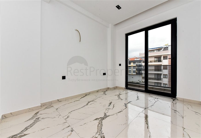 Wohnung mit 1+1 Grundriss, 100m vom Mittelmeer entfernt im Stadtteil Kestel