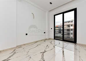 Wohnung mit 1+1 Grundriss, 100m vom Mittelmeer entfernt im Stadtteil Kestel