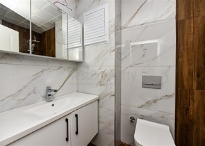 Wohnung mit 1+1 Grundriss, 100m vom Mittelmeer entfernt im Stadtteil Kestel